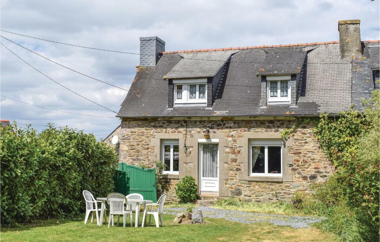Lovely Home In Le Faouet With Kitchen Dış mekan fotoğraf